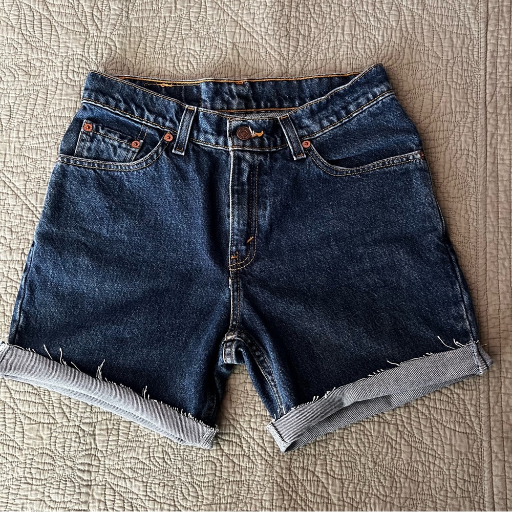 Levi’s 519 Cut Off Jean Shorts